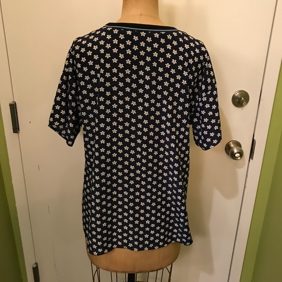 UNIQLO Floral Print Short Sleeve Blouse Top Small - Picture 3 of 8